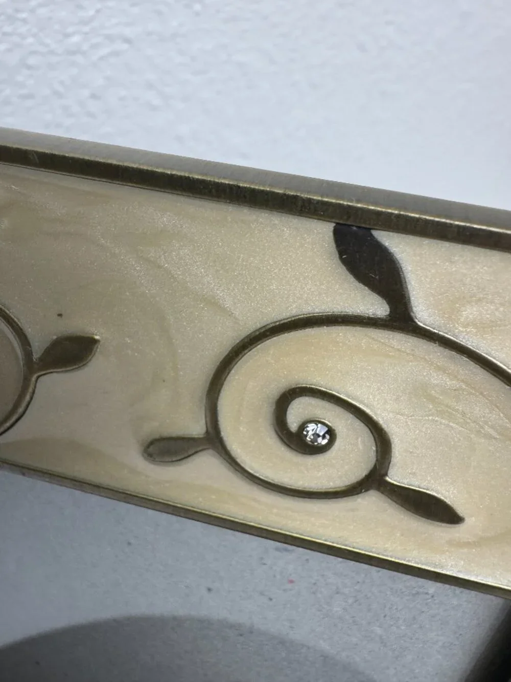 Elegant Decorative Brass Photo Frame w/ Cream Pearlized Enamel & Rhinestone